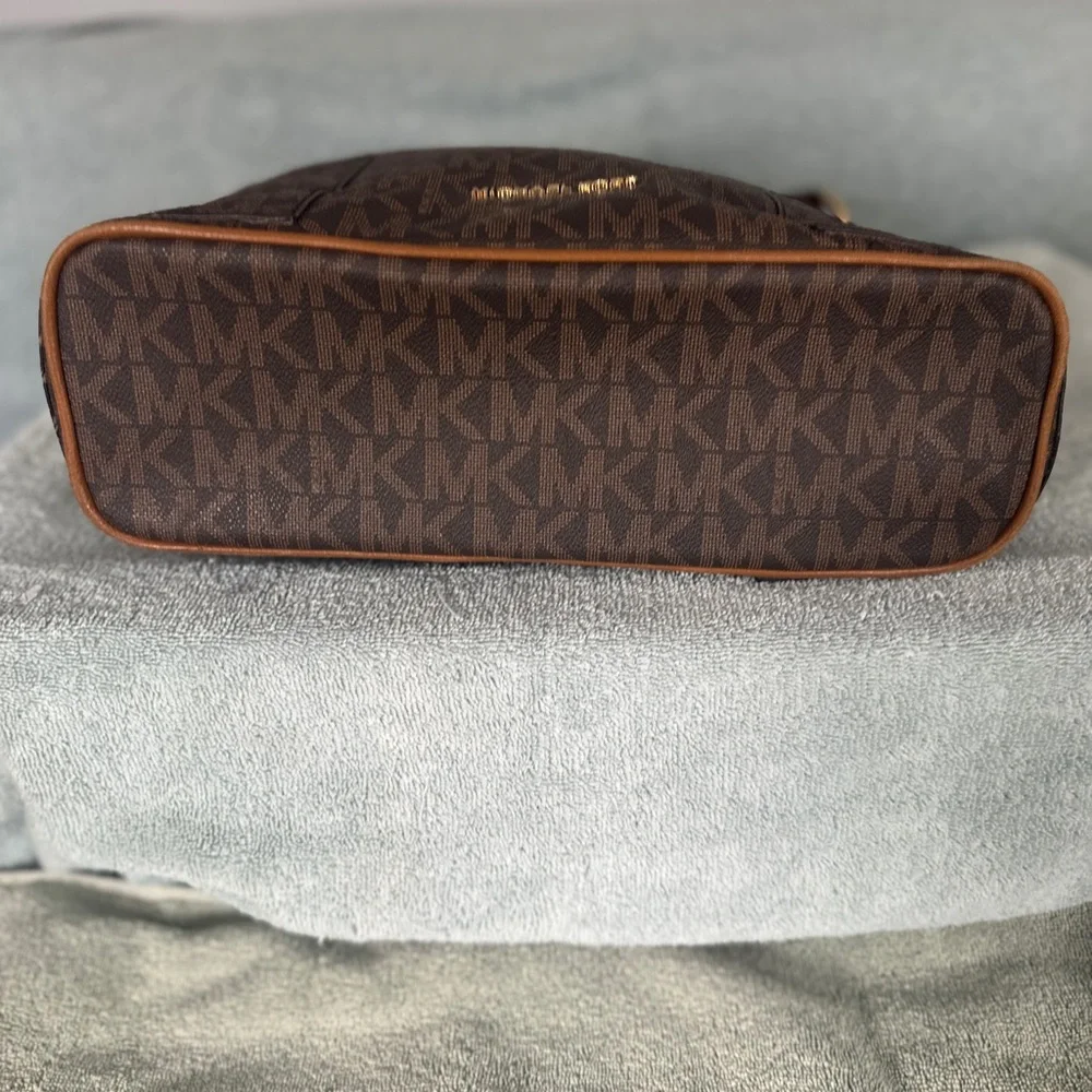 Michael Kors Brown MK Logo Convertible Shoulder Bag - Picture 3 of 9
